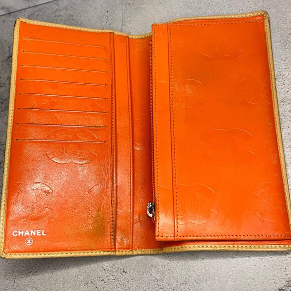 Chanel Quilted Long Wallet - Classic CC Logo -Camel/Beige - Orange CC Interior - Picture 12 of 13